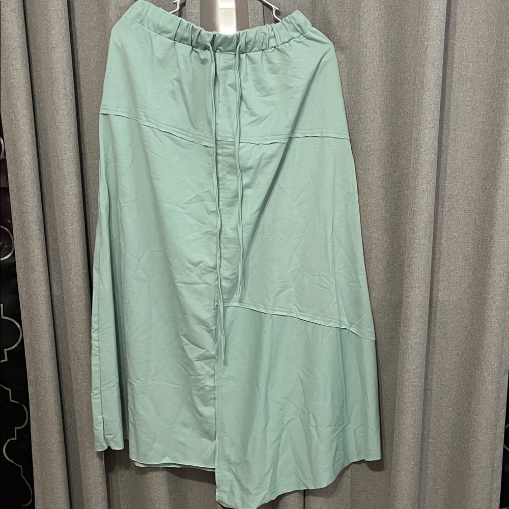 Elegant Seafoam Maxi Skirt